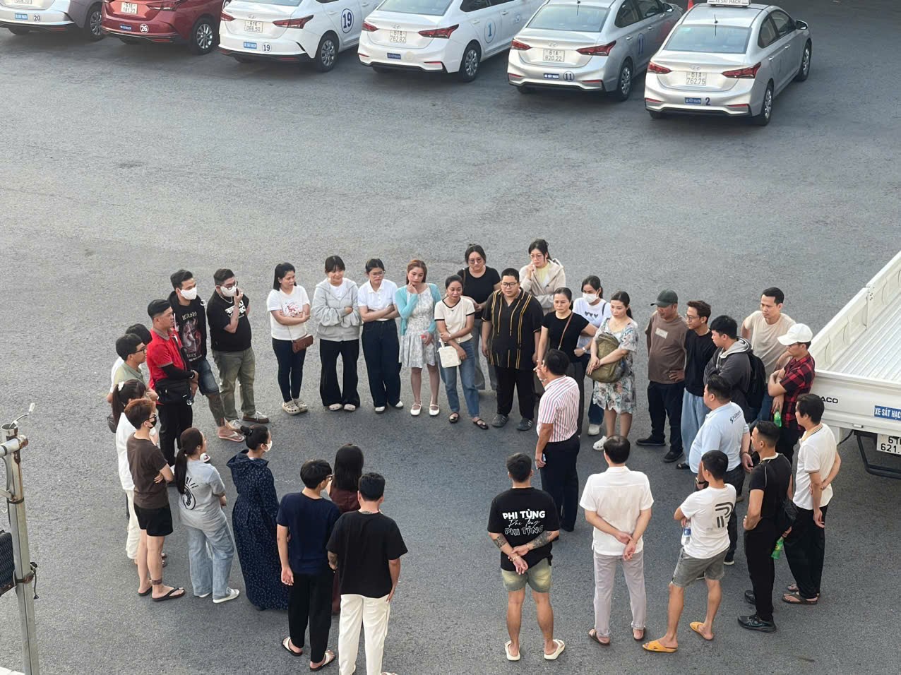 Hình ảnh minh họa dạy lái xe Bình Dương